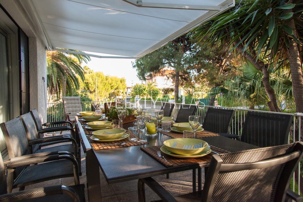 Villa Sitges Tupinetti Beach At 1 Min Walk Amaizing Garden And View Center Sitges 5 Minutes Walk Экстерьер фото