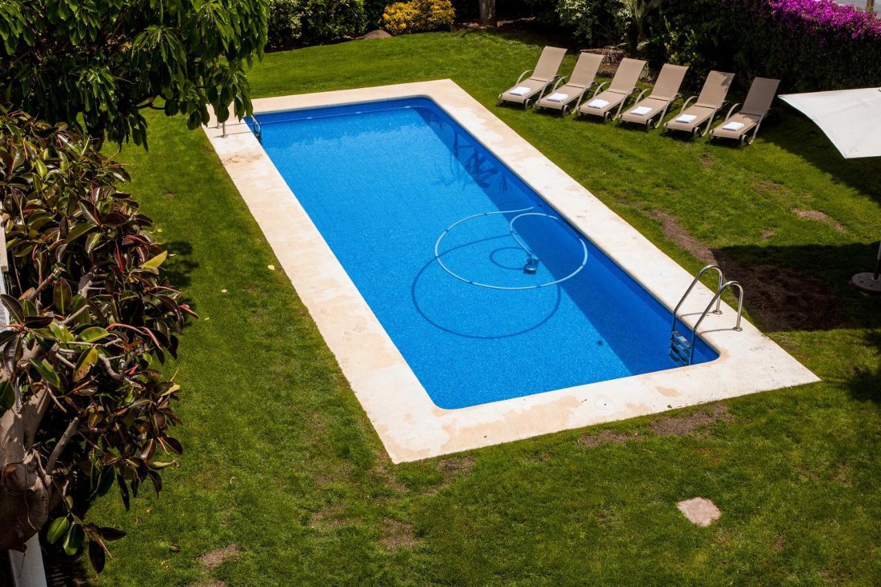Villa Sitges Tupinetti Beach At 1 Min Walk Amaizing Garden And View Center Sitges 5 Minutes Walk Экстерьер фото