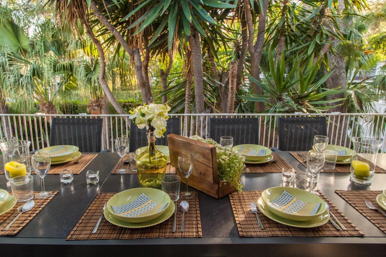 Villa Sitges Tupinetti Beach At 1 Min Walk Amaizing Garden And View Center Sitges 5 Minutes Walk Экстерьер фото
